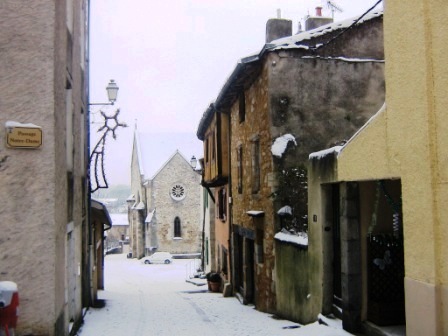 Rue Redru Rollin met sneeuw